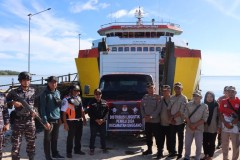 TNI-Polri Kawal Pendistribusian Logistik Pemilu di Pulau Terluar