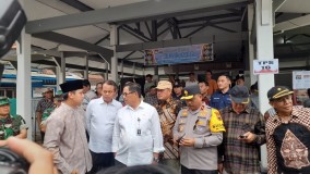 Kunjungi TPS Unik di Weleri, Pj Gubernur Jateng Puji Tingkat Partisipasi Pemilih