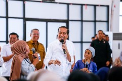 Wali Kota Benyamin Dampingi Presiden Jokowi Serahkan Bantuan Pangan di Tangsel