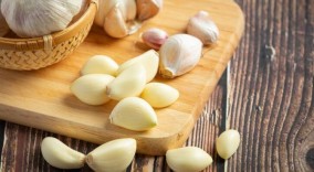 Resep Kripik Bawang Putih dan Manfaatnya untuk Kesehatan Tubuh