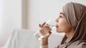 Tips Mencegah Tubuh Dehidrasi Saat Berpuasa 