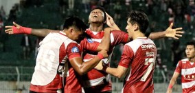 Derby Jatim Menjadi Ambisi Madura United Membantai Persebaya untuk Naik Peringkat, Meski Dibayangi Persik Kediri