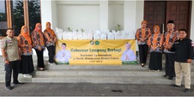 Berkah Ramadhan Anggota  LKKS Prov Lampung Membagikan Makanan 