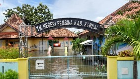 51 Sekolah di Kendal Terdampak Banjir, Siswa Diberi Kelonggaran Ikuti Ujian Susulan