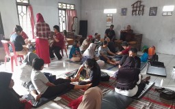 Aksi Baksos Eklesia Community Semarang di Villa Siberi, Gelar Pasar Murah dan Pengobatan Gratis