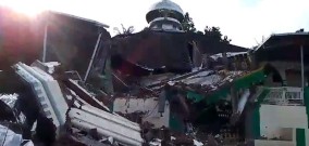 Gempa Susulan Laut Tuban Luluh Lantakkan Bangunan di Pulau Bawean Gresik
