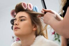 6 Hacks Menggunakan Hair Roller agar Hasil Styling Lebih Maksimal