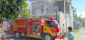 Detik-detik 10 Orang Terbakar di Rumah Produksi Roti Papa Cookies Bakery Gresik