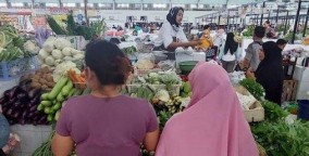 Pasar Bauntung Banjarbaru Merencanakan Perpanjangan Jam Operasional Hingga Malam Hari