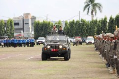 Sekdaprov Mewakili Gubernur Lampung Pimpin Upacara HUT Satpol PP dan Satlinmas