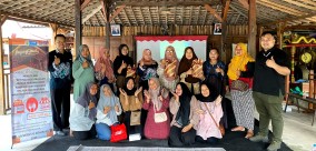 Tim PkM FTIK USM Beri Pelatihan ke Pelaku UMKM Kampung Jawi Gunungpati