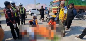 Kematian Terus Terjadi di Jalanan Raya Mojokerto, Dua Pengendara Tewas Tabrak Truk Parkir dan Dilindas Tronton