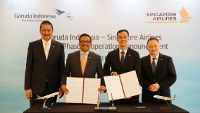 Garuda Indonesia dan Singapore Airlines Perluas Jalin Kerjasama Komersial 