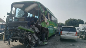 Penyebab Kecelakaan Bus Study Tour SMP PGRI 1 Wonosari Diduga Karena Ulah Supir Oleng ke Kiri 