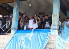 Gubernur Arinal Djunaidi Tebar Benih Ikan Endemik Lokal di Tulangbawang Barat.