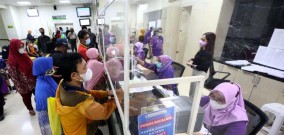 Kecil Anggaran Setengah Triliun Tiap Tahun untuk Kesehatan Warga Surabaya, Berobat Cukup Tunjukkan KTP