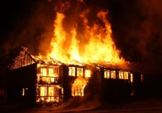Rumah Wartawan Terbakar di Karo Sumatera Utara, 4 Orang Tewas