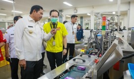 Kunjungi Dua Perusahaan Besar, Nana Senang Daya Serap Tenaga Kerja Tinggi