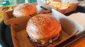 Nikmati Sensasi Burger Premium di Wolf Burgers, Destinasi Kuliner Terbaru di Singapura