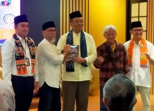 Ketua LKB Beky Mardani Apresiasi Kumpulan Puisi Dol Karya Budayawan Betawi Yahya Andi