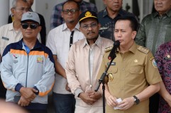 Agus Fatoni Siap Berhentikan Kadispora Sumut Baharuddin Siagian Bila Maju Cakada Batubara