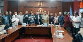 Jaga Integritas, PWI Rombak Besar-besaran, Ilham Bintang Dipecat dari Jabatan Ketua Dewan Penasehat, Diganti Anton Charliyan 