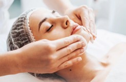 Tak Melulu Produk Kecantikan, Perawatan Wajah Bisa dengan Face Massage