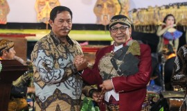 Wayang Kulit Hari Jadi ke-79 Jateng, Pj Gubernur: Budaya Harus Dilestarikan