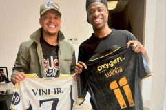 Pemain Real Madrid Vinicius Jr dan Rodrygo Punya Jersey Klub Liga 1 Indonesia Madura United, Kenapa Bisa ? Begini Ceritanya 