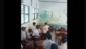 Viral, Aksi Siswa SMP Pukuli dan Tendang Temanya Hingga Tak Sadarkan Diri