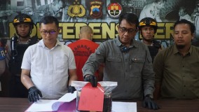 Polisi Memproses Hukum Penjual Obat Terlarang yang Ditangkap Warga di Purbalingga