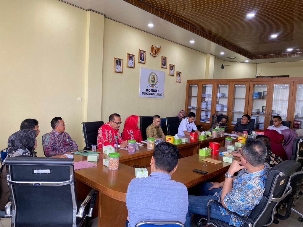 Komisi I DPRD Bandarlampung saat RDP dengan pengelola Mal Kartini
