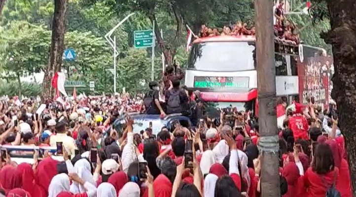 Arak-arakan Timnas Indonesia