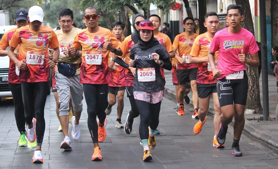 750 Pelari Semarakkan Dino Night Run, Ini Tantangannya Kata Peserta