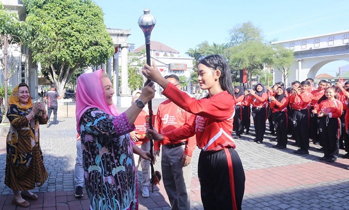Marching Band Gita Bahana Smepsa SMPN 1 Dilepas ke Istana Negara, Ini Pesan Wali Kota Semarang