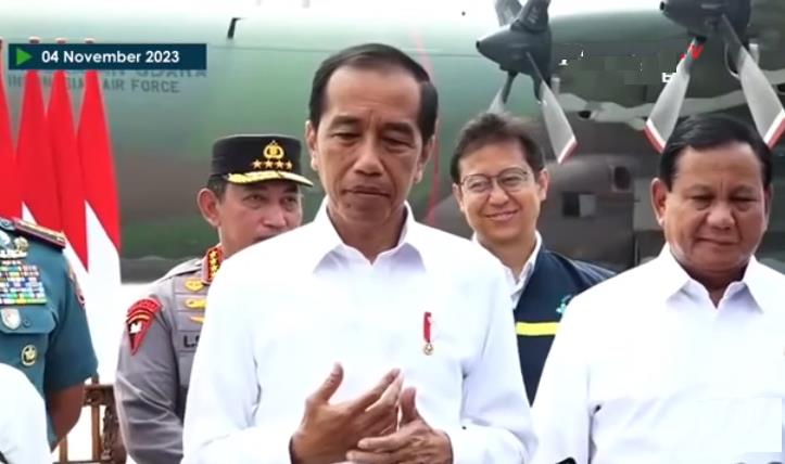 Konferensi Pers Jokowi