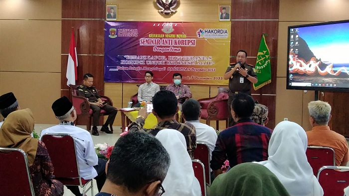  seminar Harkodia 2023 yang mengusung tema Berani Lapor, Ikut Berantas Korupsi untuk Indonesia Maju.