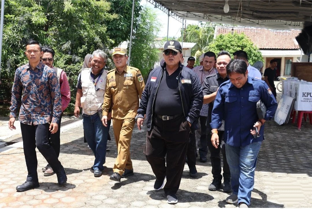 Gubernur Lampung Tinjau Beberapa Lokasi TPS  Ajak Ciptakan Pemilu Damai 