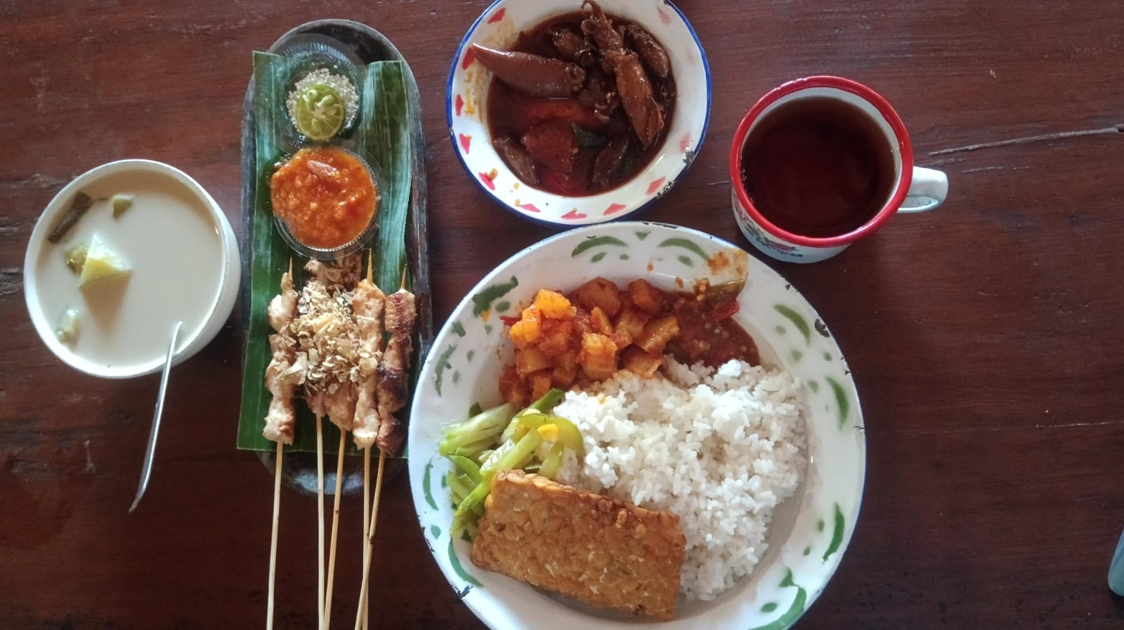 Saung Kopi Hawwu Resty Saung Kopi Hawwu