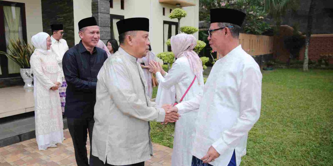 Plh. Gubernur Lampung Fahrizal Darminto Gelar Open House