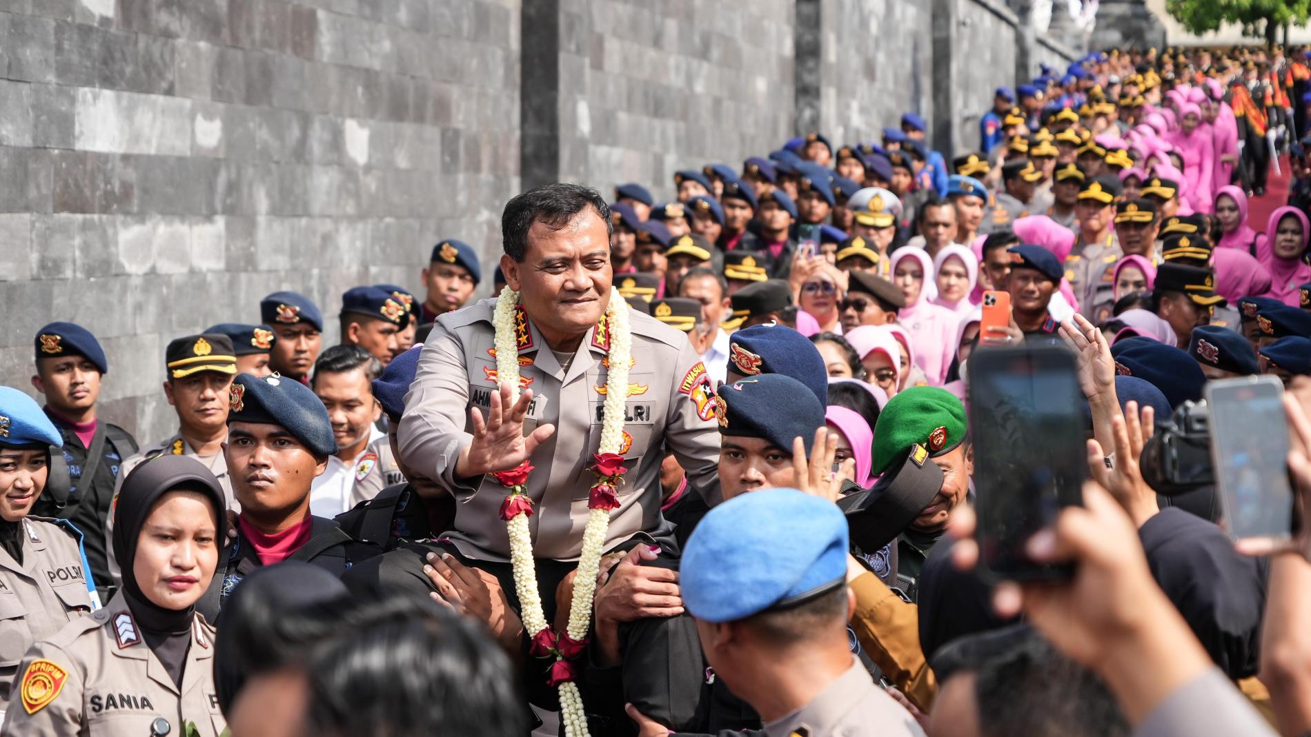 Komjen Pol Ahmad Luthfi: Anggota Polda Jateng Miliki Loyalitas Tanpa Batas