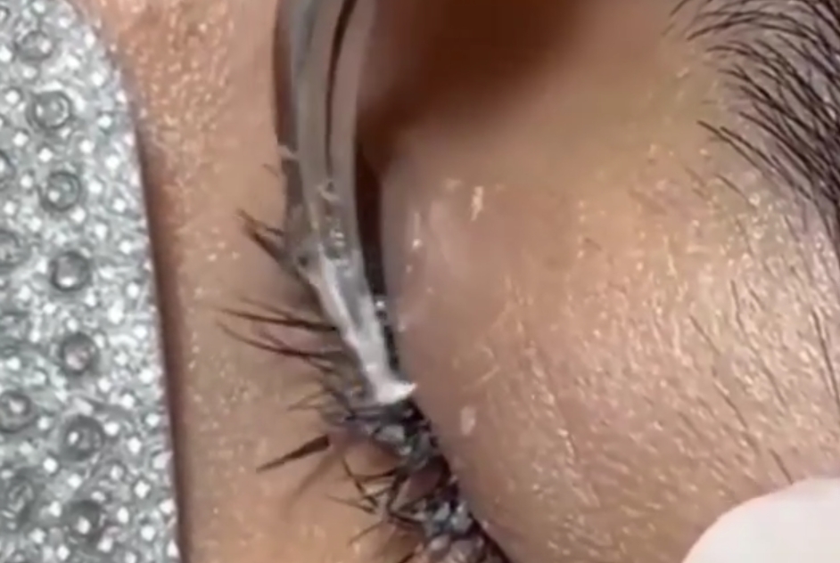 Eyelash Extension 