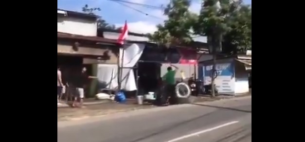 Tukang Cukur Bacok Pelanggan