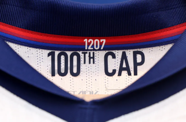 100 Caps