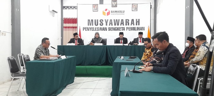 Bawaslu Kendal Tolak Permohonan Sengketa Dico - Ali